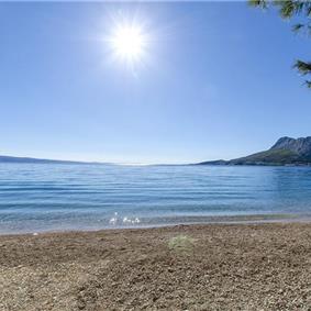 5 bedroom beachfront villa with heated pool near Omis, sleeps 9